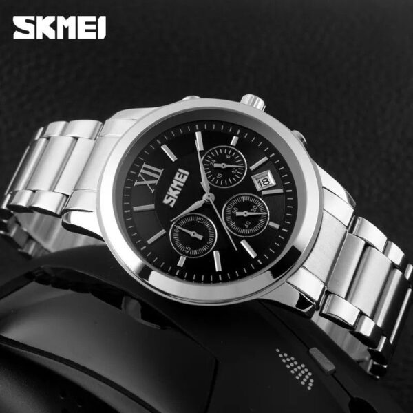 SKMEI 9097 Business Chronograph Stopwatch Date Display Stainless Steel Quartz Wristwatch For Men - Silver/Black