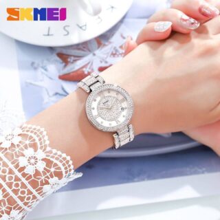 SKMEI 1739 Women's Fashion Iced Diamond Roman Numeral Index Date Display Quartz Stainless Steel Watch - Silver